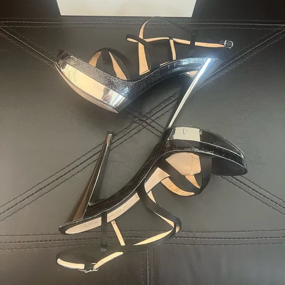 Casadei Pellame Raso Nero Stiletto Strappy Sandals. Size 37/7