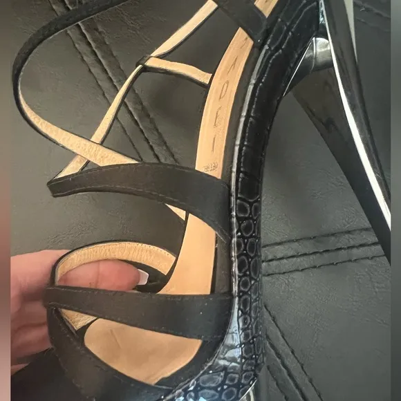 Casadei Pellame Raso Nero Stiletto Strappy Sandals. Size 37/7