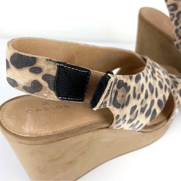 Caslon Women's Kenley Leopard Print Platform Wedge Sandals Size 10