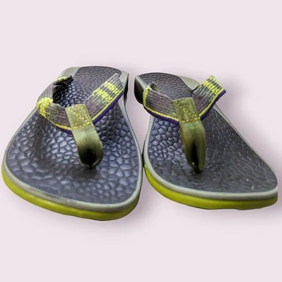 Chaco Lime Olive Green Thong Style Flip Flop Sandals size 9.5 10
