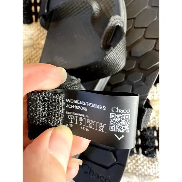 Chaco Men's Lowdown 2 Sport Sandals Sz 11 Black NWOB Travel