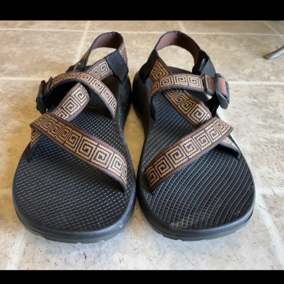 Chaco men’s sandals size 11. EUC