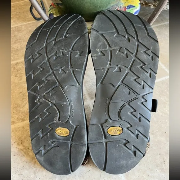 Chaco men’s sandals size 11. EUC