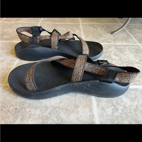 Chaco men’s sandals size 11. EUC
