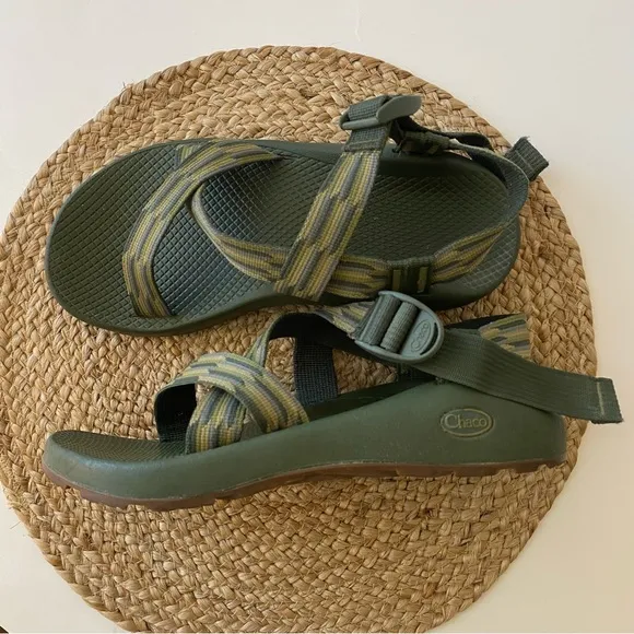 CHACO Men’s Z/1 Classic Sandals in Accordion Green - 9