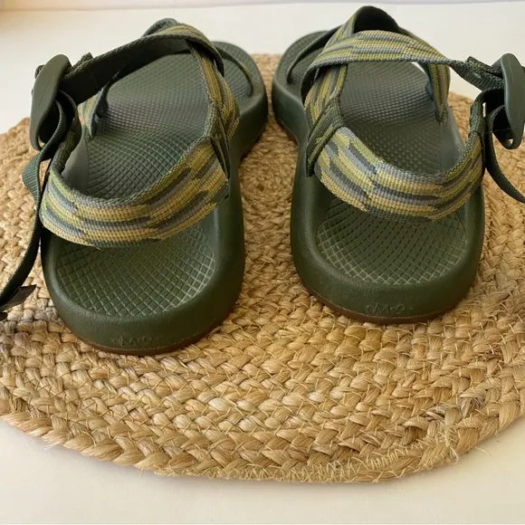 CHACO Men’s Z/1 Classic Sandals in Accordion Green - 9