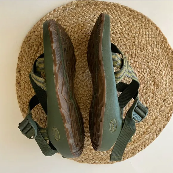 CHACO Men’s Z/1 Classic Sandals in Accordion Green - 9