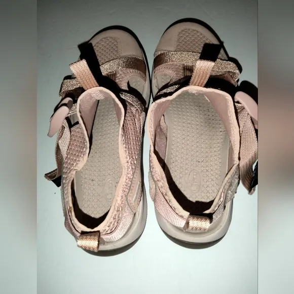 Chaco (Size 10) Rose Pink &amp; Metallic Adjustable Strap Outdoor Athletic Sandals
