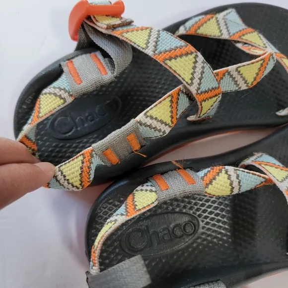 Chaco Triangle Angora Ecotread Sandals Unisex Kids Sz 4 Non-Marking Casual