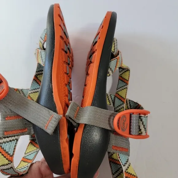 Chaco Triangle Angora Ecotread Sandals Unisex Kids Sz 4 Non-Marking Casual