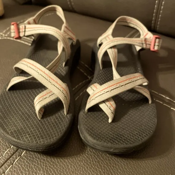 Chaco women’s size 9 adjustable sandals.