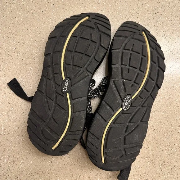 Chaco Women’s ZX/2 Dual Adjustable Straps Wide-Width Classic Sandals