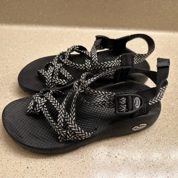 Chaco Women’s ZX/2 Dual Adjustable Straps Wide-Width Classic Sandals