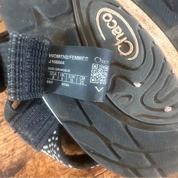 Chaco’s Z/Volv X2 Sandals Size 8 Dash Black