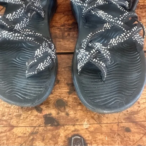 Chaco’s Z/Volv X2 Sandals Size 8 Dash Black