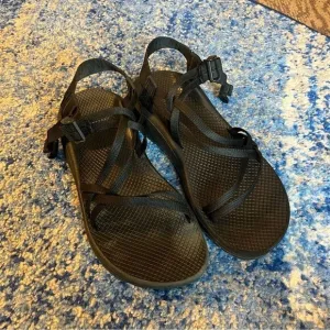 Chacos Sandals Strappy Black
