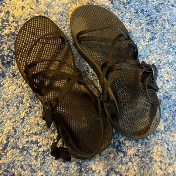 Chacos Sandals Strappy Black