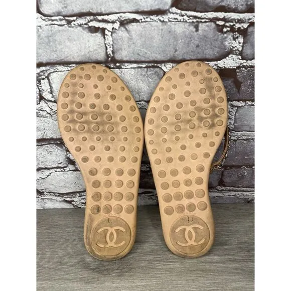 CHANEL Lambskin CC Chain Pink Leather Designer Thong Sandals Women’s Sz 40EU/9.5