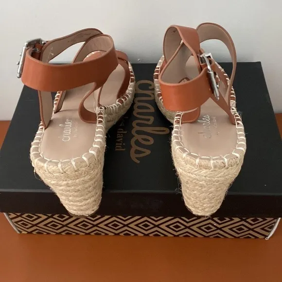 CHARLES BY CHARLES DAVID Norway Ankle Strap Espadrille Wedge Sandals Brown Sz 8