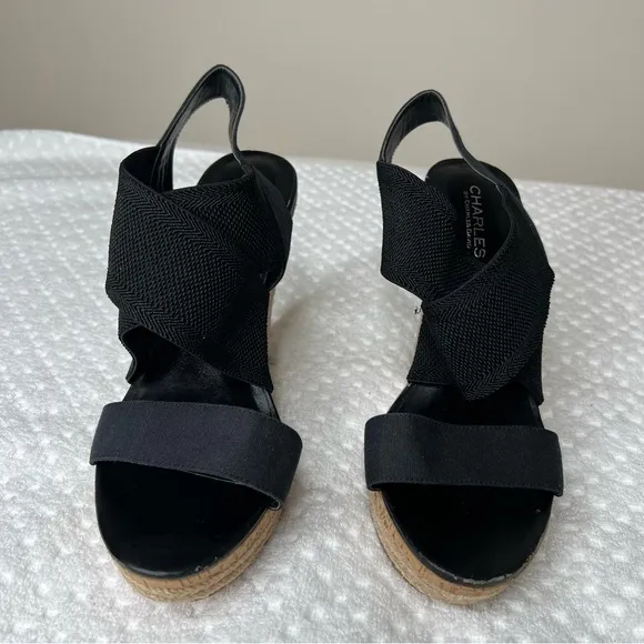 CHARLES BY CHARLES DAVID women’s sandals