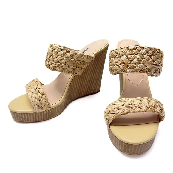 Charles David Tifa Raffia Wedge Natural Size 9.5