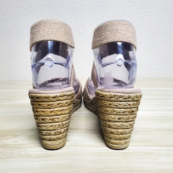 Charleston Beige Espadrille Wedge Sandals Size 10