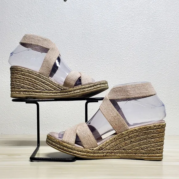 Charleston Beige Espadrille Wedge Sandals Size 10