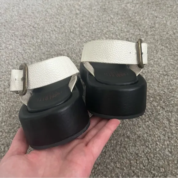 Charlotte Stone Anto Cross Sandals