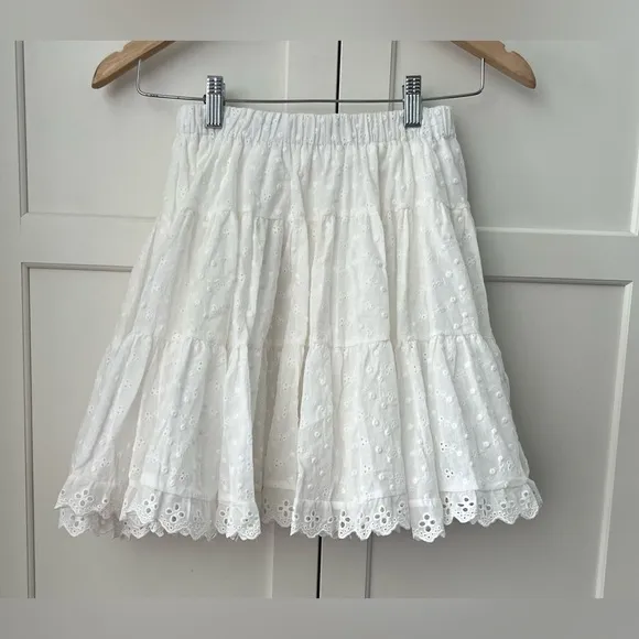 CHICWISH EYELET EMBROIDERED FLARE MINI SKIRT size S/M White