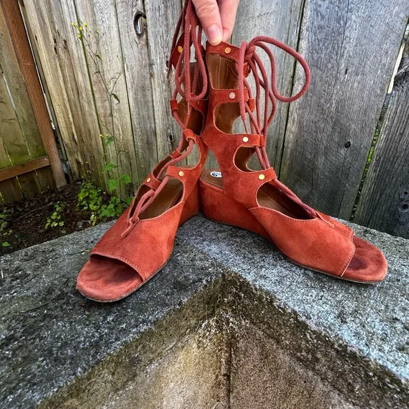 Chloé Foster Cinnamon Suede Gladiator Wedge Sandal 37