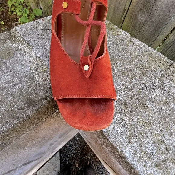 Chloé Foster Cinnamon Suede Gladiator Wedge Sandal 37