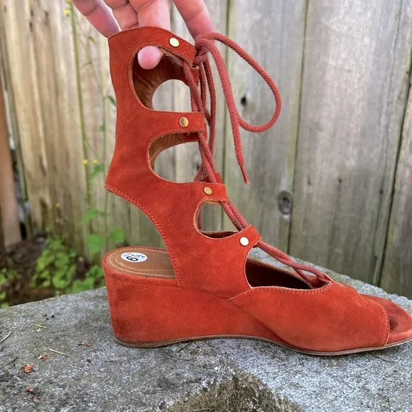 Chloé Foster Cinnamon Suede Gladiator Wedge Sandal 37