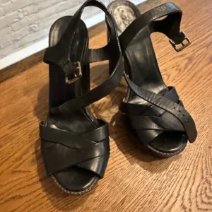 Chloe Leather Strappy Platform Sandals