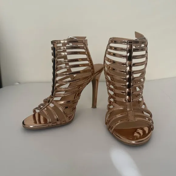 Christian Siriano Women’s Gladiator Sandals Stiletto Heels Rose Gold Size 5