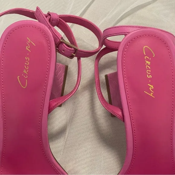 CIRCUS SAM EDELMAN BOBBIE BARBIE PINK CRUSH ANKLE STRAP SANDALS NWT SZ 8