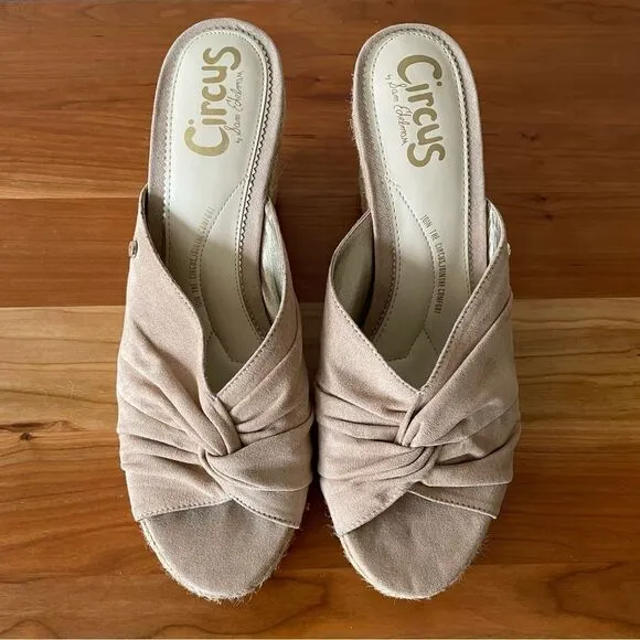 Circus by Sam Edelman Bea Espadrille Beige Wedge Sandals - Size: 9.5