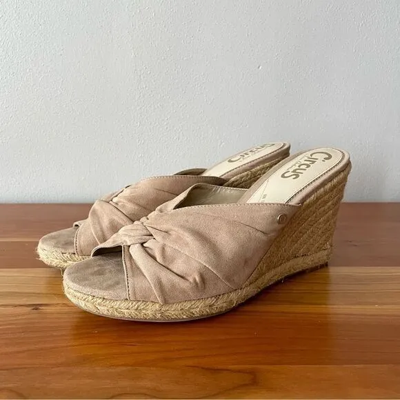 Circus by Sam Edelman Bea Espadrille Beige Wedge Sandals - Size: 9.5