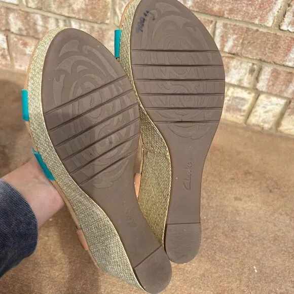 Clarks Artisan Leather Wedge Sandals Caslynn Regina Size 11 W Turquoise Beige