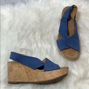 Clarks Artisan Annadel Blue Suede Platform Sandals