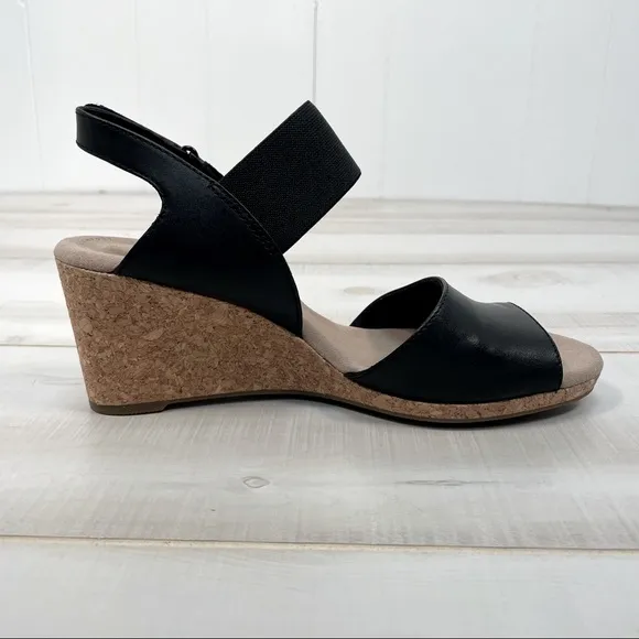 Clarks Black Leather Lafley Lily Wedge Sandals Sz 9