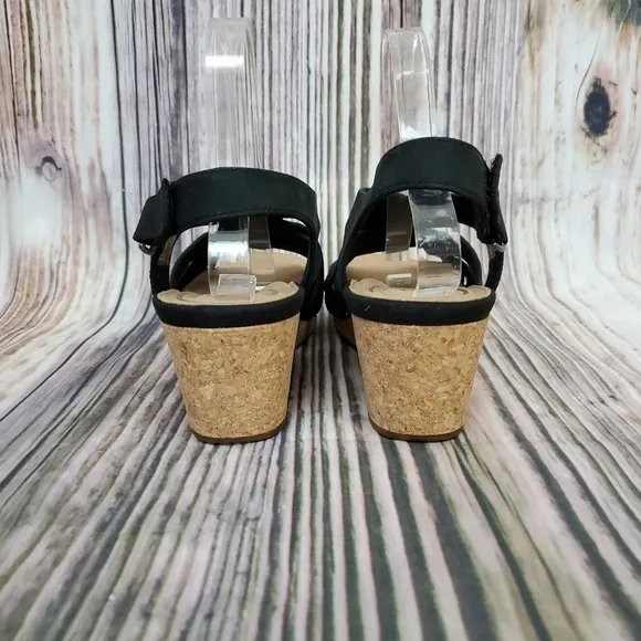 CLARKS Black Un Capri Step Nubuck Wedge Sandals