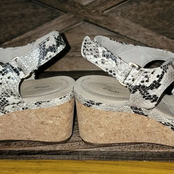 Clarks Womens Annadel Rayna Wedge Heel Sandal Taupe Synthetic Snake Print Size 8