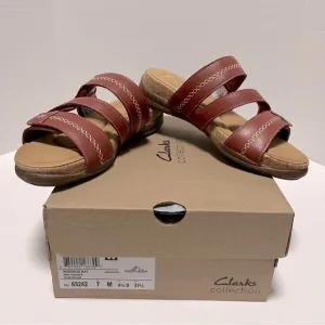 Clarks, Women’s Roseville Bay Leather Sandal - Red Leather. Size: 7 M (US). NIB