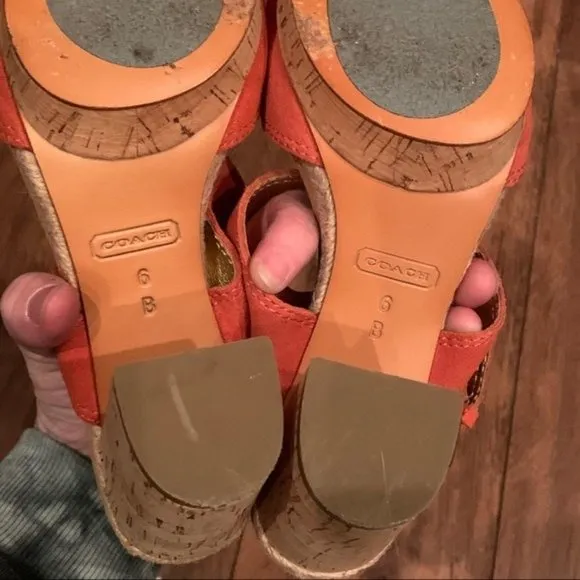Coach coral sandals size 6 GUC
