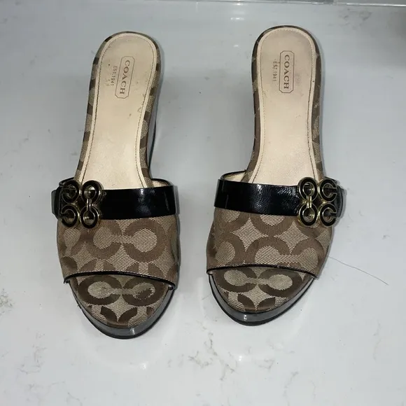 COACH Geri Canvas Wedge Sandals 🤎 Size 8