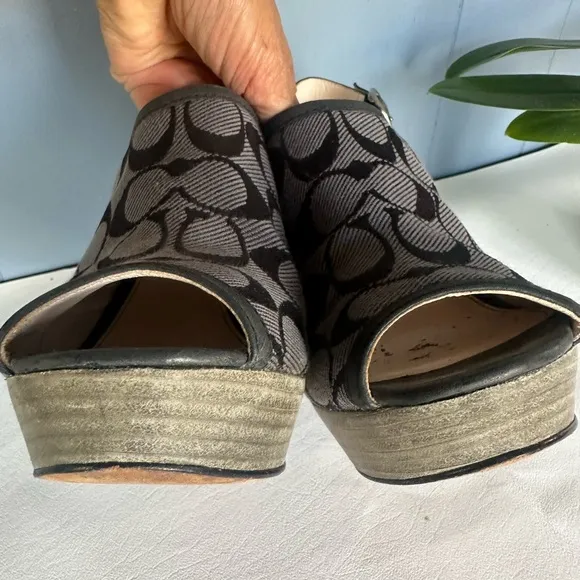 Coach Jackie Wedge Peep Toe Platforms Signature C Fabric Graphite &amp; Black 8.5 B