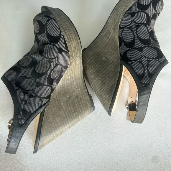 Coach Jackie Wedge Peep Toe Platforms Signature C Fabric Graphite &amp; Black 8.5 B