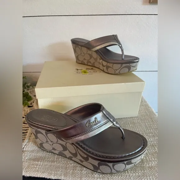 Coach Jody Silver Metallic Wedge Sandals Size 7