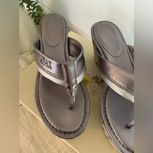 Coach Jody Silver Metallic Wedge Sandals Size 7