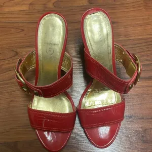 Coach Made in Italy Sandals Platform Heels Patent Leather Red Size 9 Orig.$149